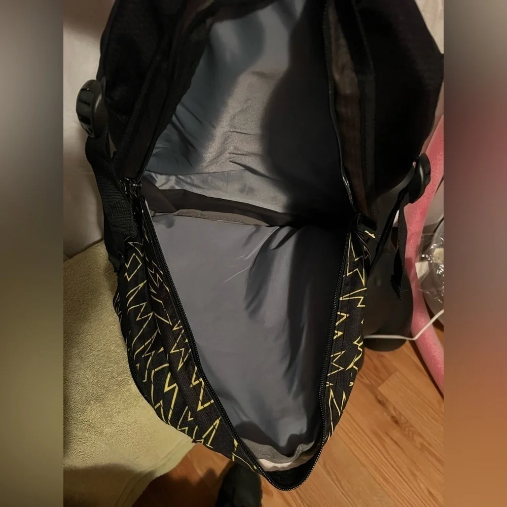 High Sierra Fatboy Backpack Black & Yellow EUC